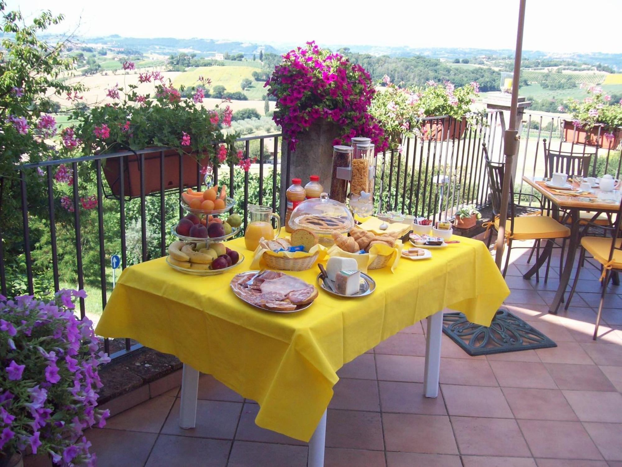 La Terrazza Fio...Rita Bed and Breakfast Ripa Exteriör bild