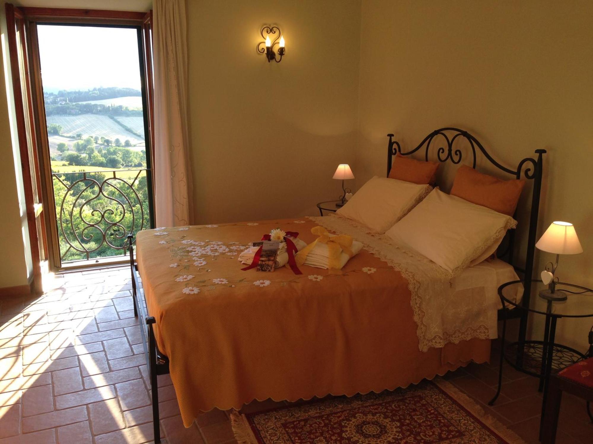 La Terrazza Fio...Rita Bed and Breakfast Ripa Exteriör bild